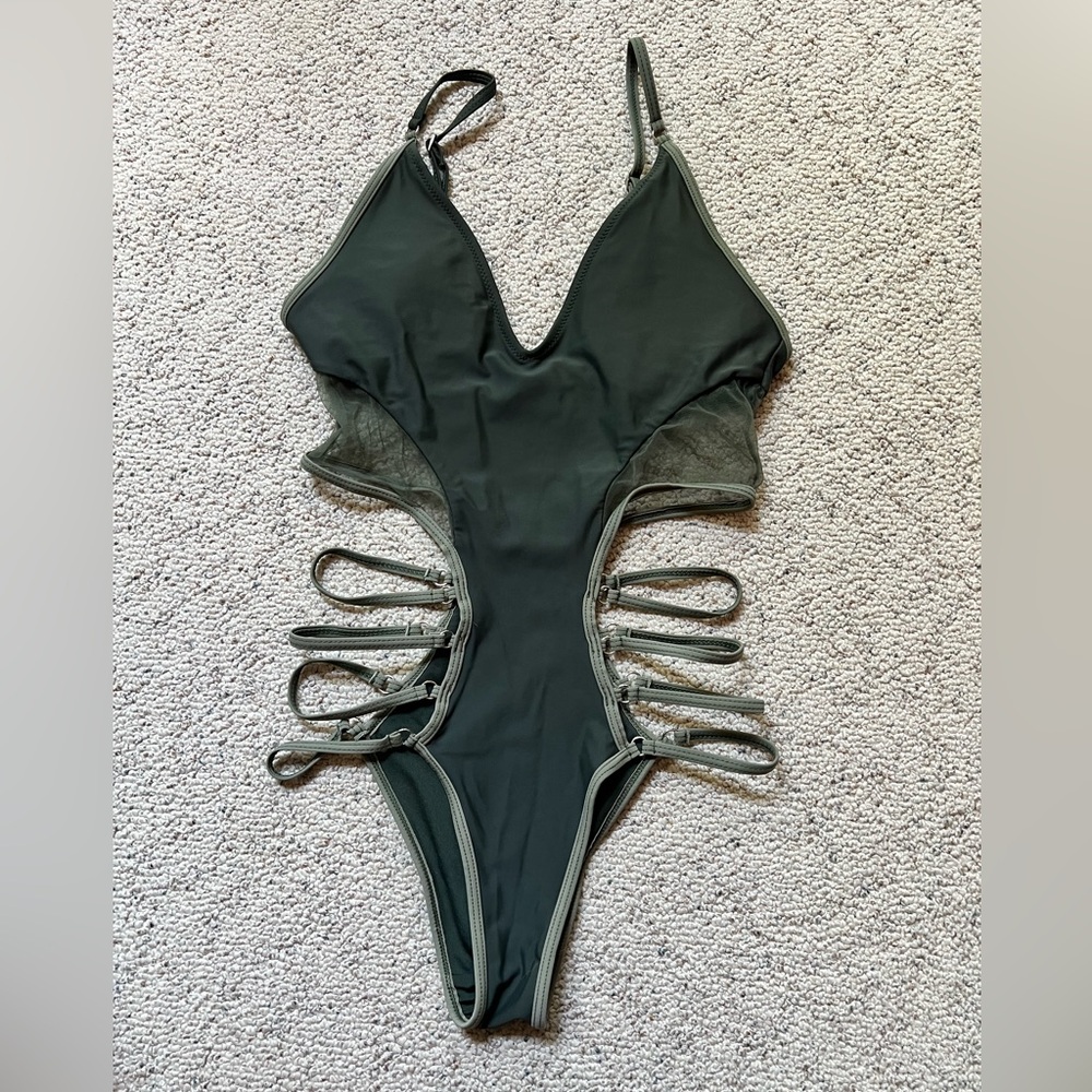 Ree Bees Olive Green Suitsuit Sz S